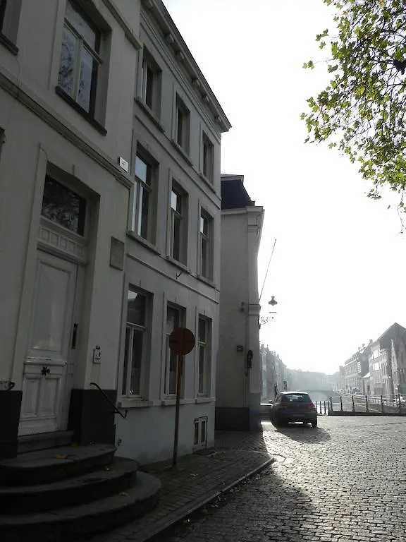 Apartment Het Blekershuys Bruges Belgium